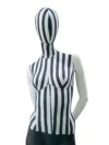 xintu-striped-fabric-full-body-female-03-detail.webp Mehrfarbig gestreiftes Stoff‑Frauen‑Ganzkörper‑Mannequin, Nahaufnahme‑Detail