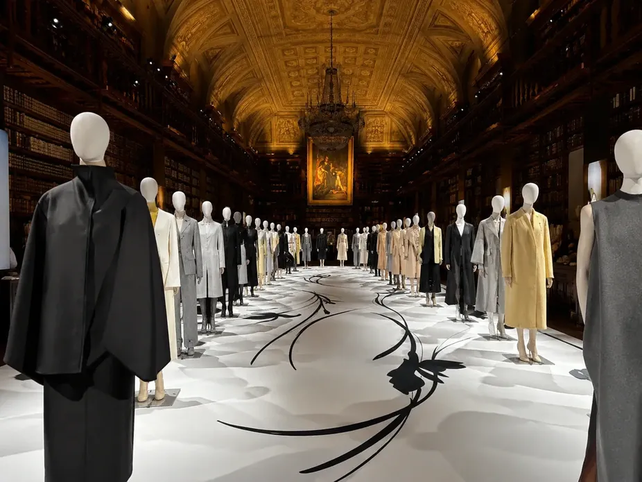 Historic Venue Runway Show Production - view 1