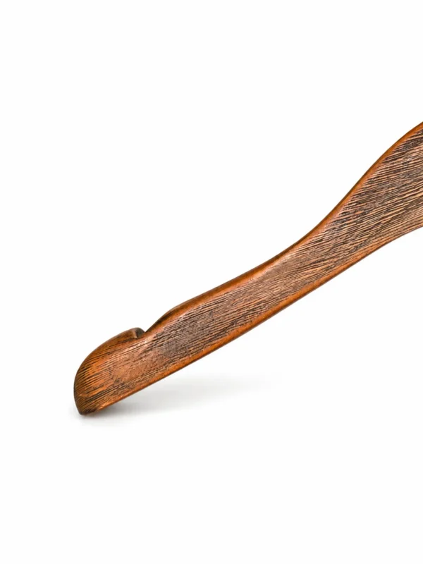 xintu-brushed-vintage-womens-hanger-04-v3.webp Brushed Vintage-Finish Women’s Wood Hanger