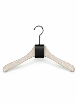xintu-linen-wrapped-mens-hanger-03-v3.webp Linen Fabric-Wrapped Men’s Hanger