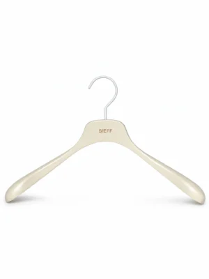 xintu-matte-ivory-beech-womens-coat-hanger-02-v3.webp Matte Ivory Beech Wide-Shoulder Women’s Coat Hanger