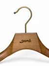 xintu-walnut-ash-mens-suit-hanger-03-v3.webp Walnut-Finish Ash Men’s Business Suit Hanger
